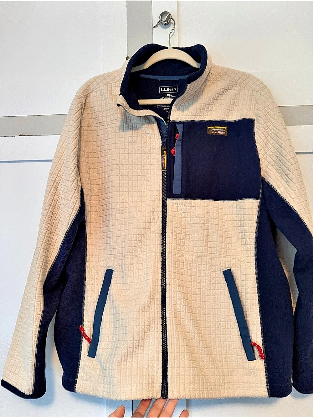 LLBean Men's Fleece Jacket in Cream & Navy Size Large full zip excellent conditi